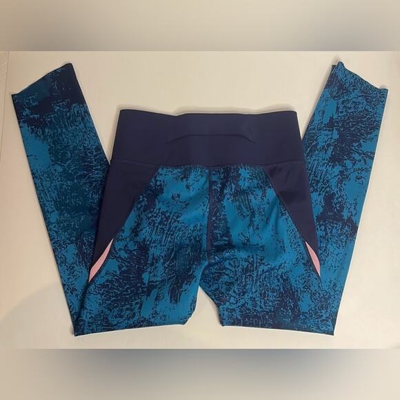Under armour navy crop printed leggings - Picture 3 of 4